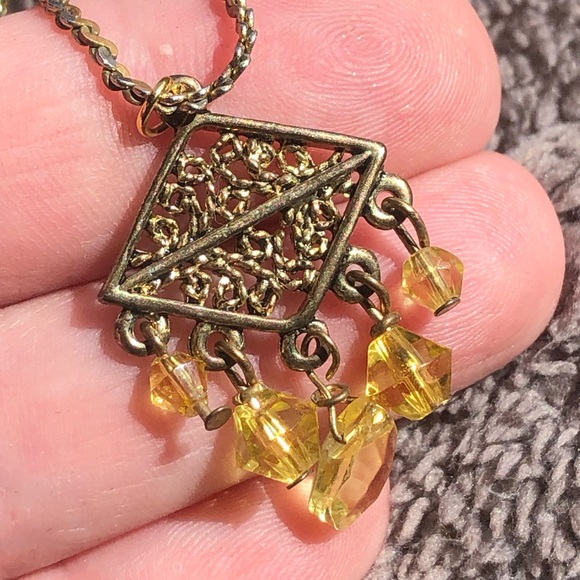 Citrine crystal filigree pendant on chain necklace - Picture 7 of 7